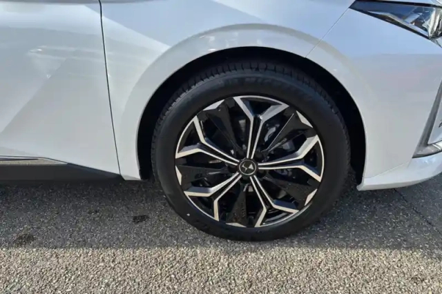 Ds Ds 4 hybride 145 e-dct6 — photo 14