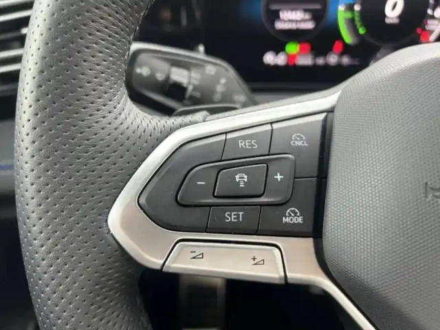 Volkswagen Tiguan 1.5 ehybrid 204ch dsg6 — photo 16