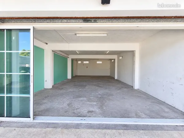 Local commercial / Saint-Louis