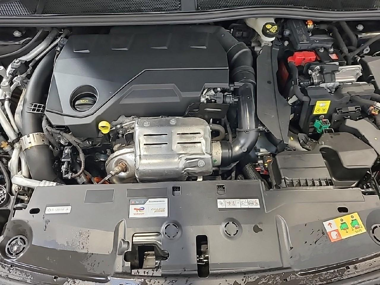 Peugeot 308 plug-in hybrid 195 ch e-dcs7 gt — photo 15