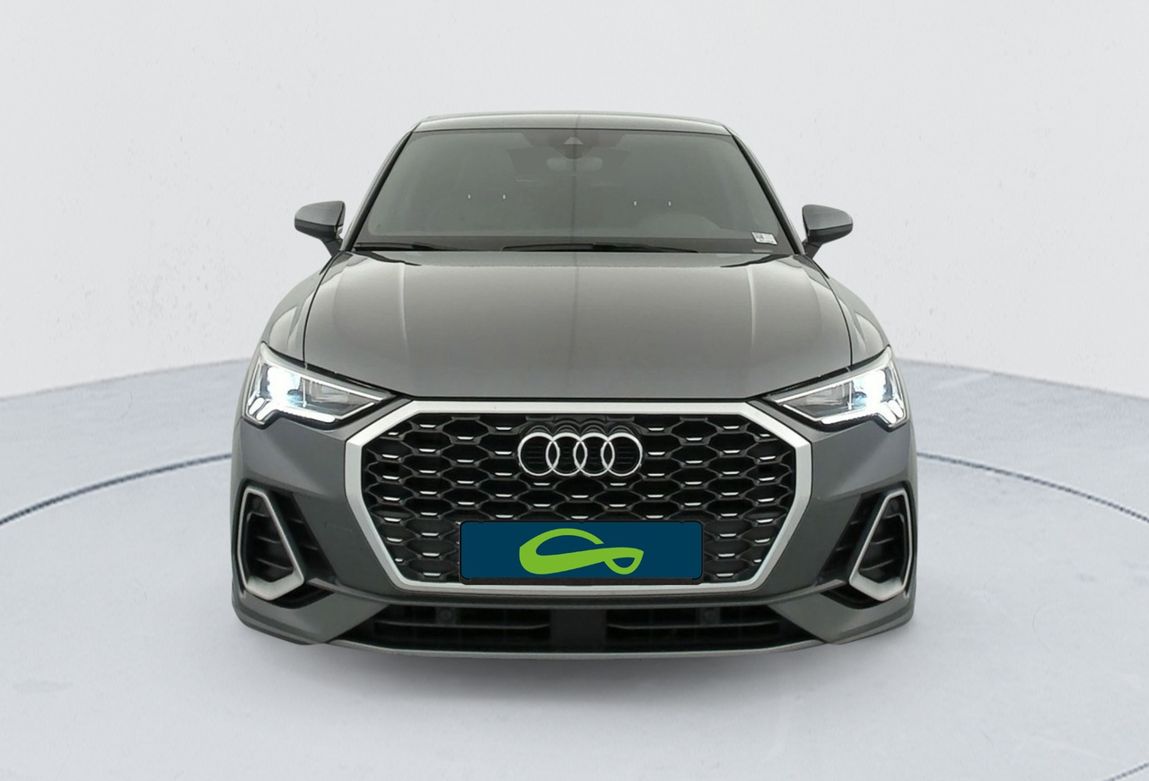 Audi Q3 Sportback — photo 8