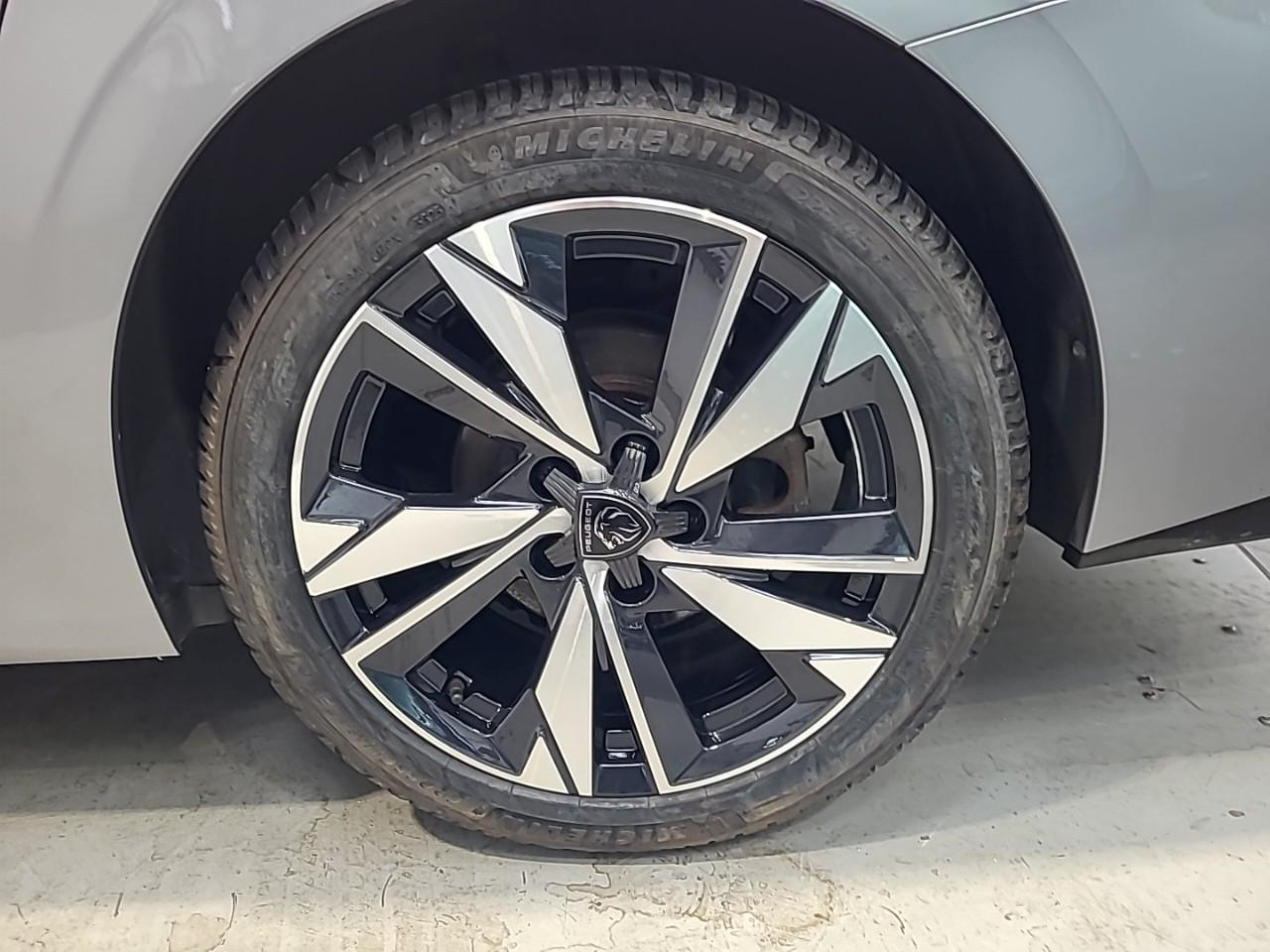 Peugeot 308 sw bluehdi 130ch s&s eat8 allure — photo 16