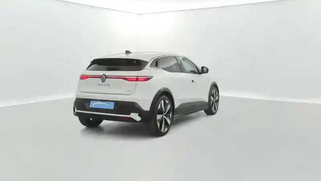 Renault Megane e-tech ev40 130ch standard charge — photo 66