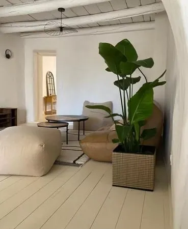 Exclusivité !!Maison de village 160 m2 entièrement restaurée au centre de Serviers Uzège