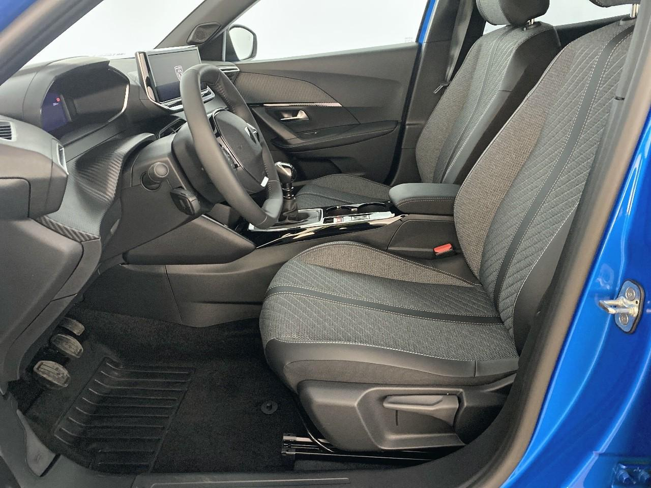 Peugeot 2008 100 s&s bvm6 allure — photo 9