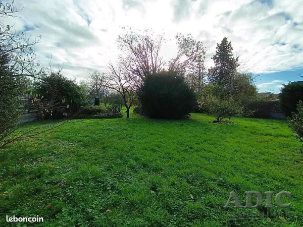Terrain 927 m² Dammartin En Goele