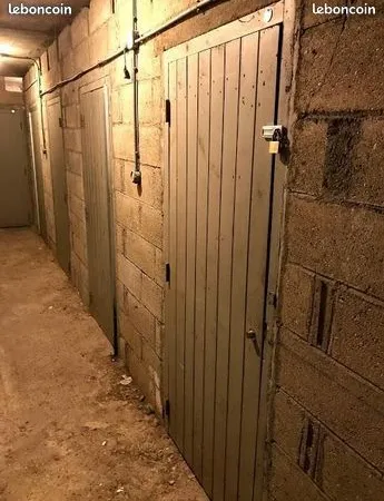 Cave saine à louer dans Paris