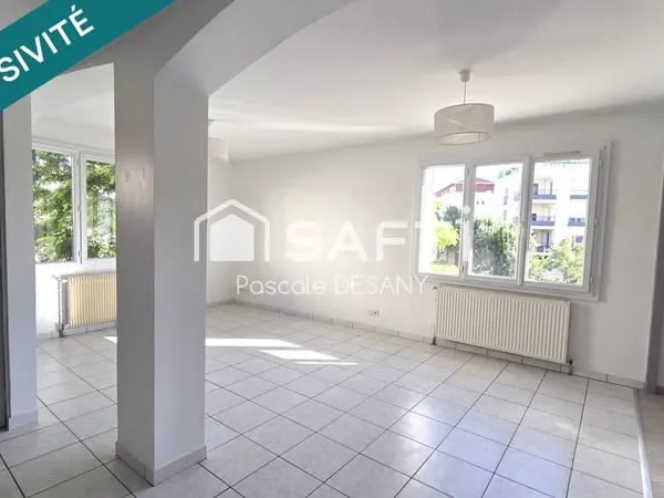 Appartement T4 lumineux avec deux balcons Valence