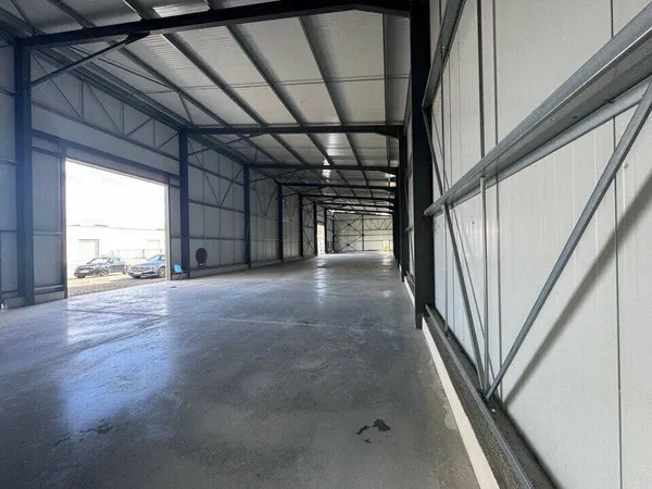 Local d'activité 540 m²