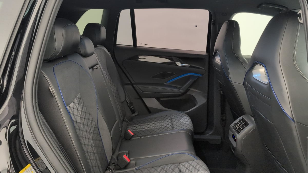 Volkswagen Tiguan — photo 10