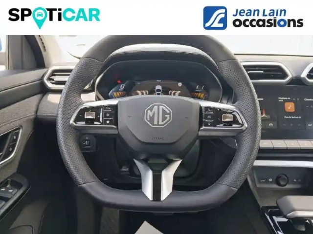 Mg Zs 1.5 l hybrid+ 197 ch — photo 9