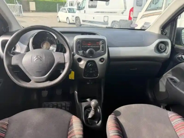 Citroën C1 vti 68 feel 5p — photo 2