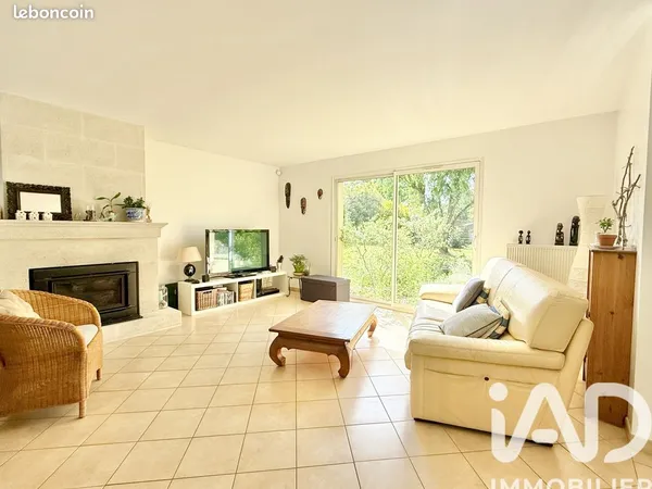 Maison familiale 6 pièces 160 m²