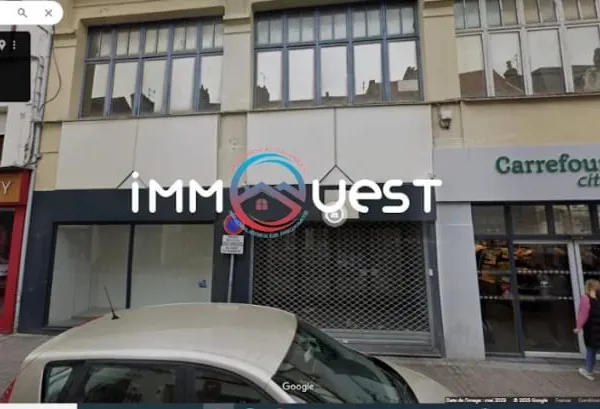 Local commercial 3 pièces 280 m²