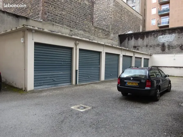 Garage 12 m² Saint Etienne