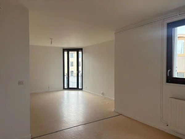 Leasing Appartement 3 pièces 79 m² La Châtre
