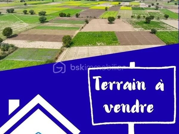Terrain 1927 m²
