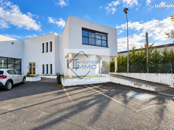 Immeuble 660 m²