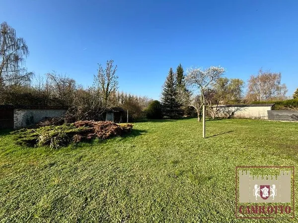 Terrain constructible 1119 m²