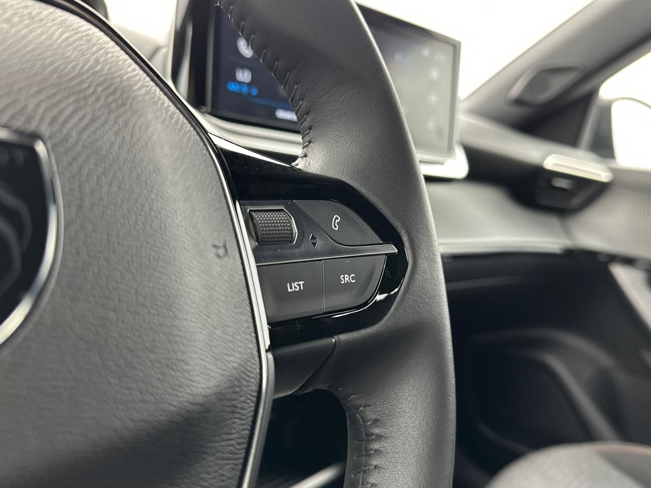 Peugeot 2008 100 s&s bvm6 style — photo 18