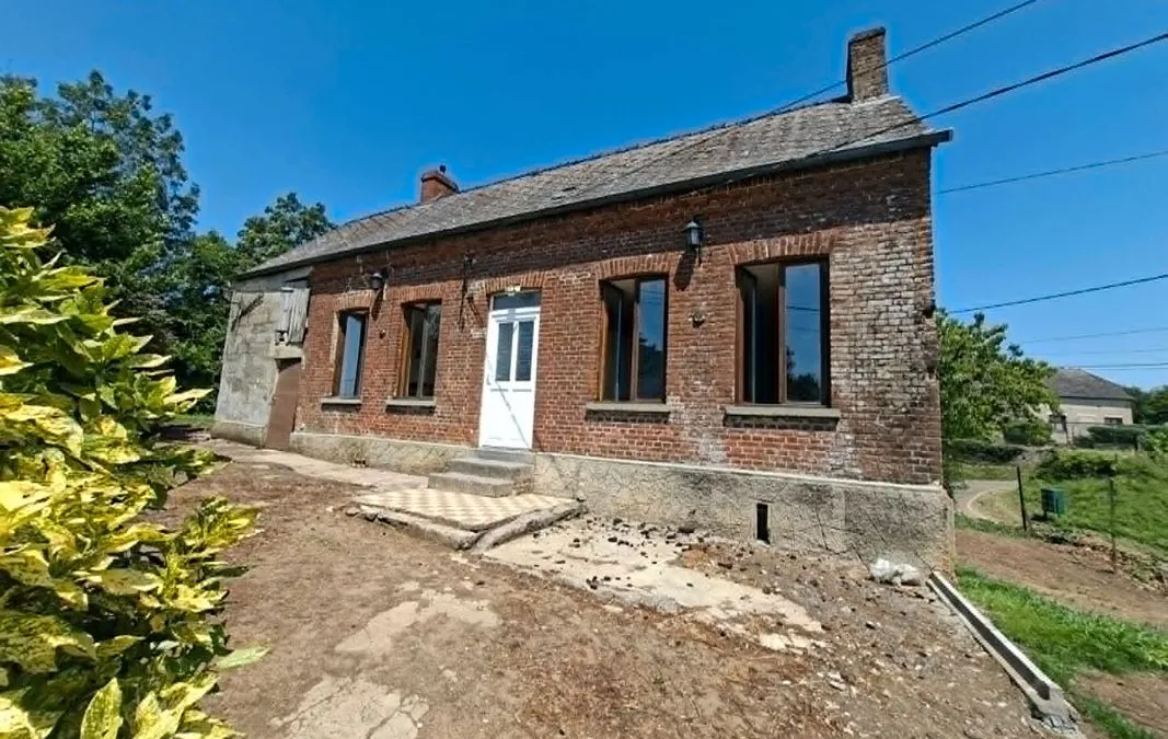 Photo 1