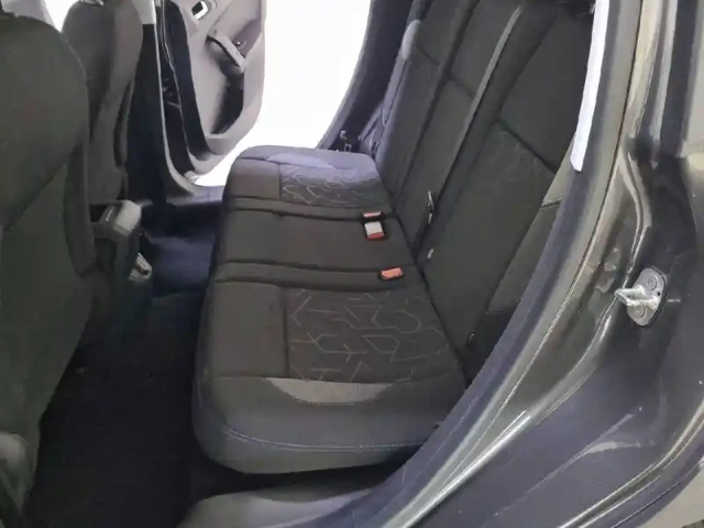 Peugeot 2008 puretech 130ch s&amp;s bvm6 — photo 12