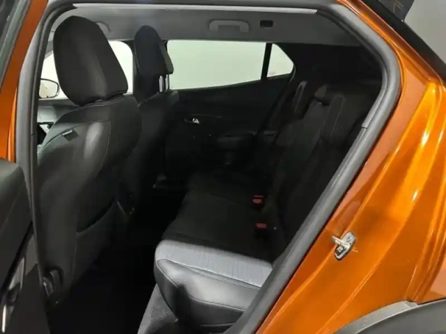 Peugeot 2008 1.2 130 s&amp;s allure gps radars carplay — photo 14