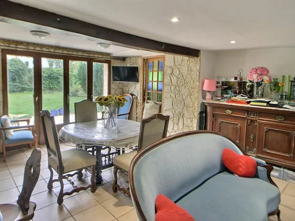 Maison 7 pièces - 5 chambres 130 m² à fort potentiel