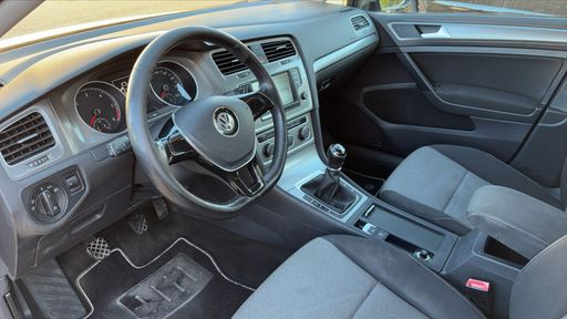 Volkswagen Golf 1.6 TDI 110 - Trendline – 2015 – 152683 km – Diesel – Boîte Manuelle — photo 14