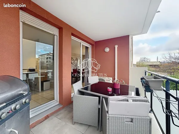 Appartement 4 pièces 80 m²