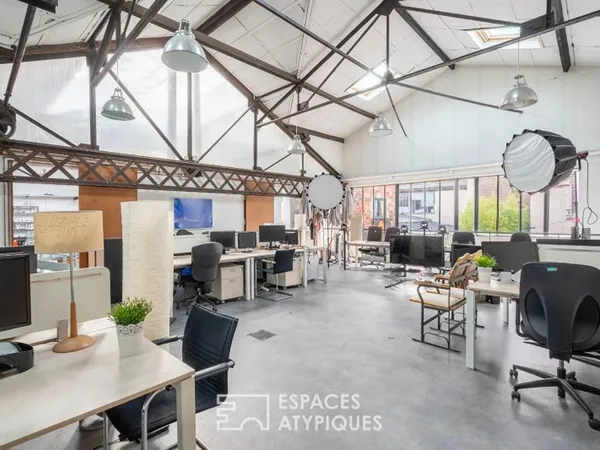 Ensemble immobilier mixte bureaux et habitation