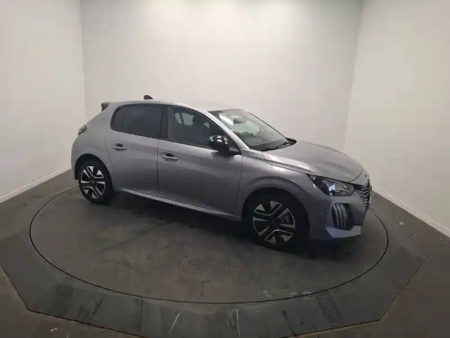 Peugeot 208 hybrid 100 e-dcs6 — photo 6