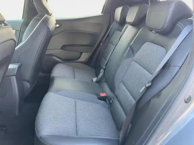 Renault Clio 1.0 tce 90ch techno — photo 12