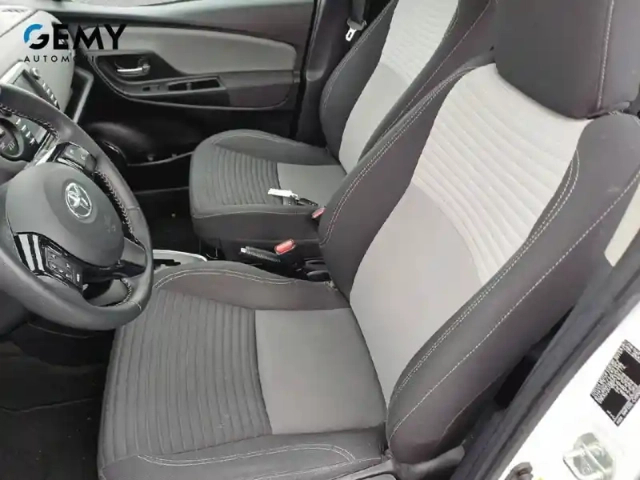 Toyota Yaris hybride pro 100h — photo 39