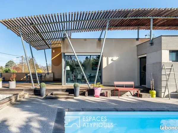 Propriété 6 pièces 180 m²