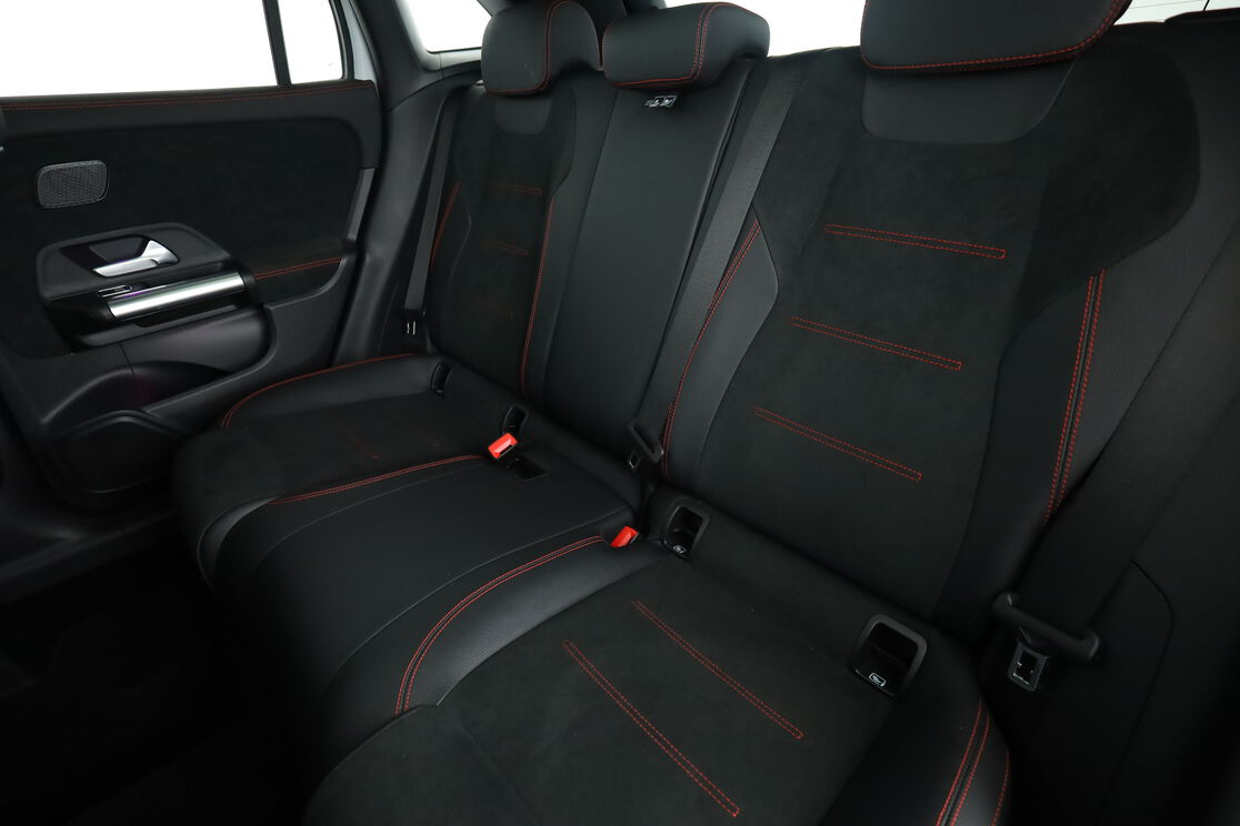 Mercedes-Benz GLA 250 e AMG Line 8G-DCT — photo 13