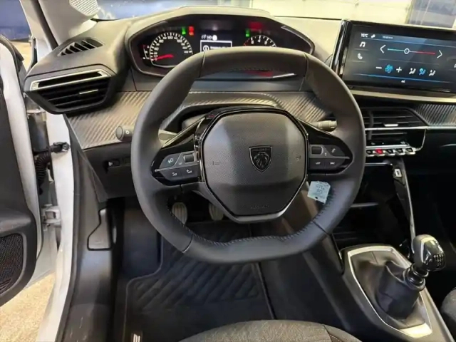 Peugeot 208 100 s&amp;s bvm6 — photo 9