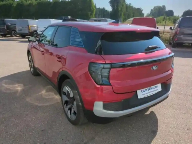 Ford Explorer 286ch extended range 77kwh pack premium rwd — photo 10