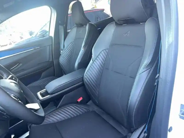 Renault Scenic e-tech électrique 220 ch grande autonomie — photo 9