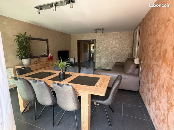 Appartement T4 centre ville de Cluses