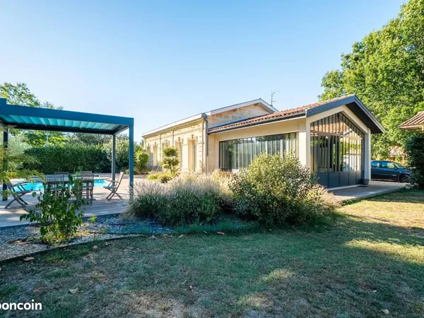 Maison 9 pièces 185 m²