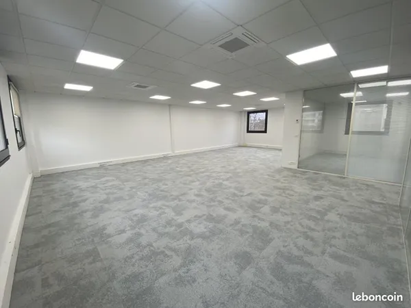Bureaux 164 m²