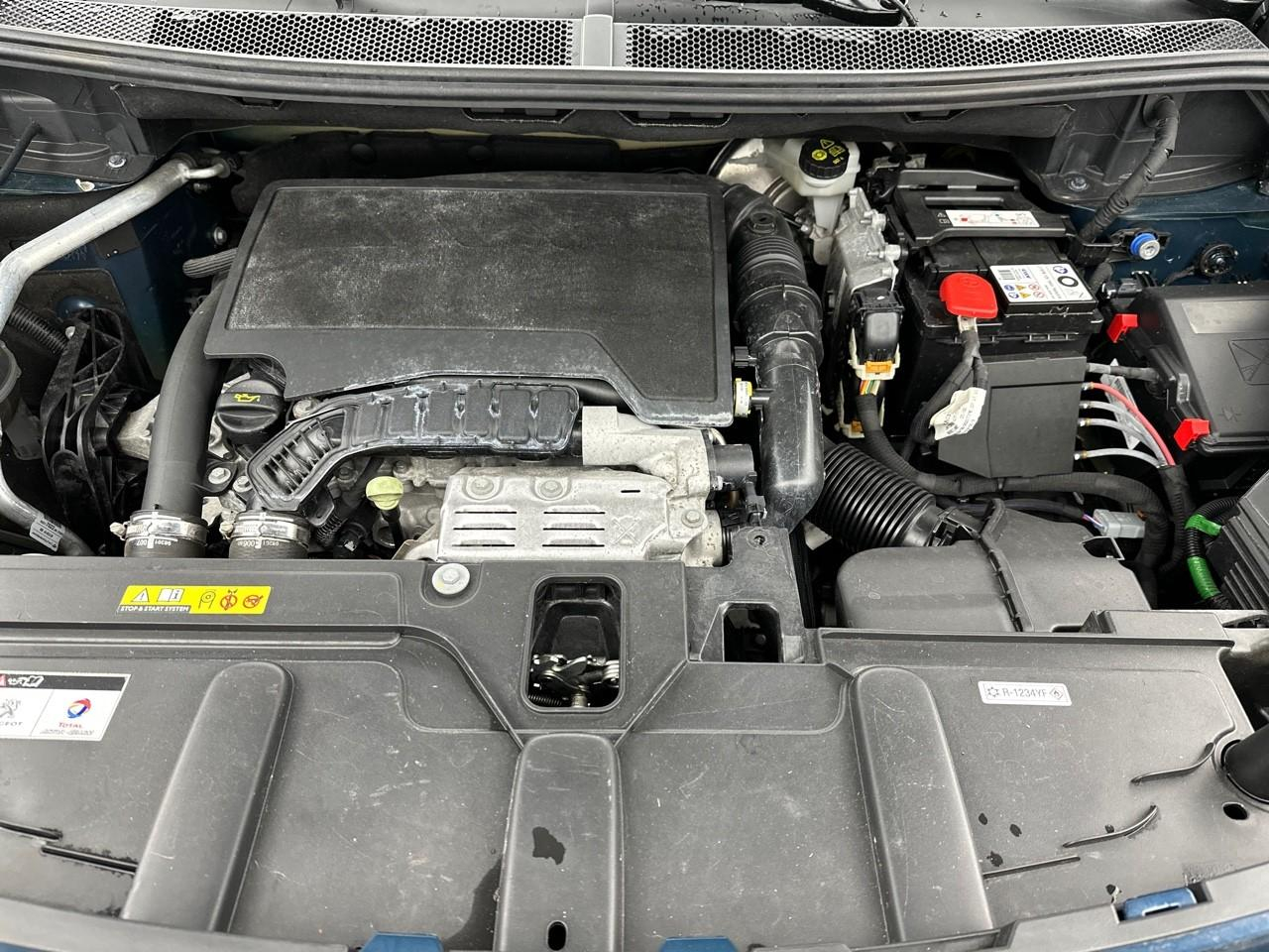 Peugeot 3008 puretech 130ch s&s bvm6 gt — photo 13