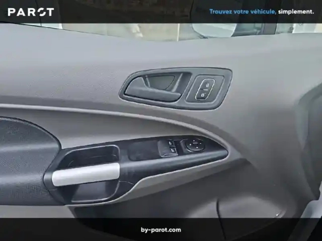 Ford Transit Connect fourgonnette l2 1.0e 100ch e85 trend — photo 6