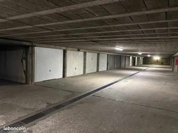 Garage fermé