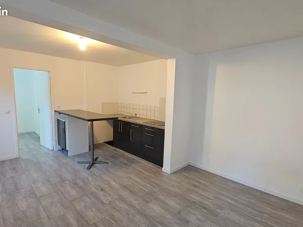 Particulier loue F2 proche centre Rouen