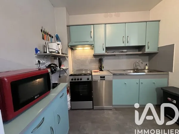 Bâtiment 137 m²