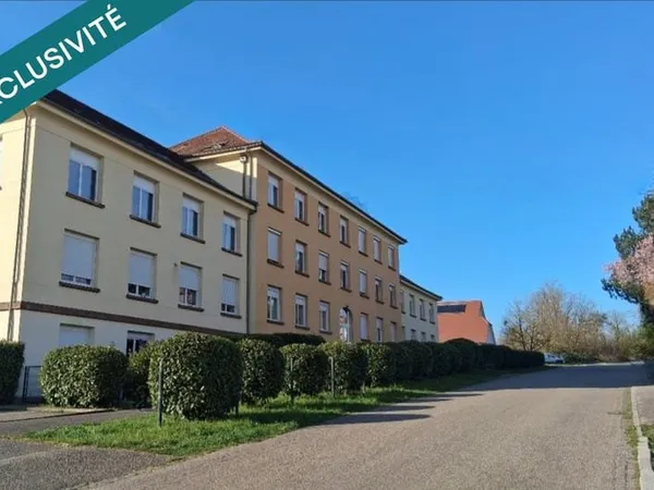 Investissement locatif - loyer 900 euros C.C.