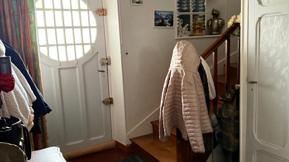 Photo 6