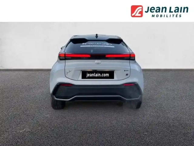 Toyota C-Hr hybride 200 — photo 25
